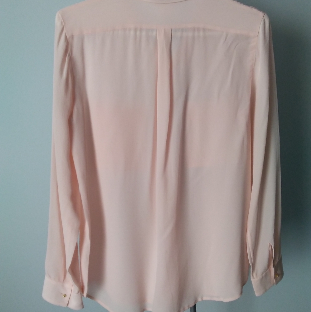 CLUB MONACO 💯%Silk Blouse - Picture 4 of 14